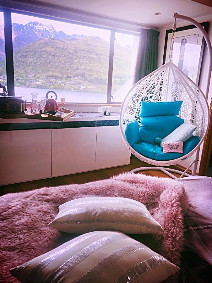 Breakfast At Tiffanys Queenstown Exterior foto
